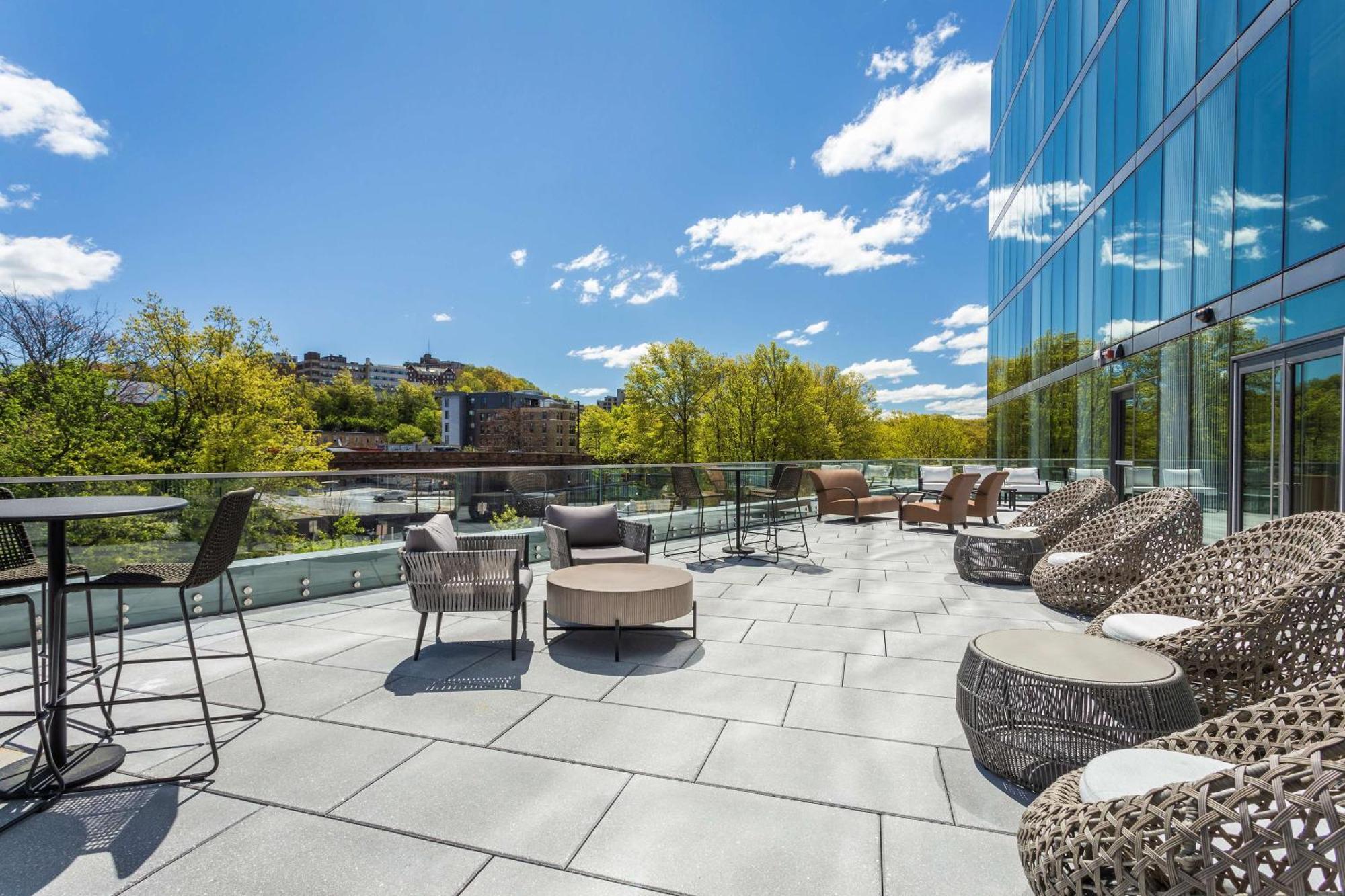 Hilton Garden Inn Boston Brookline, Ma Exteriér fotografie